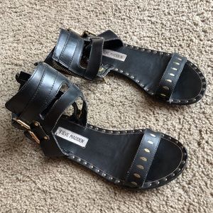 Steve Madden gladiators. Preowned item